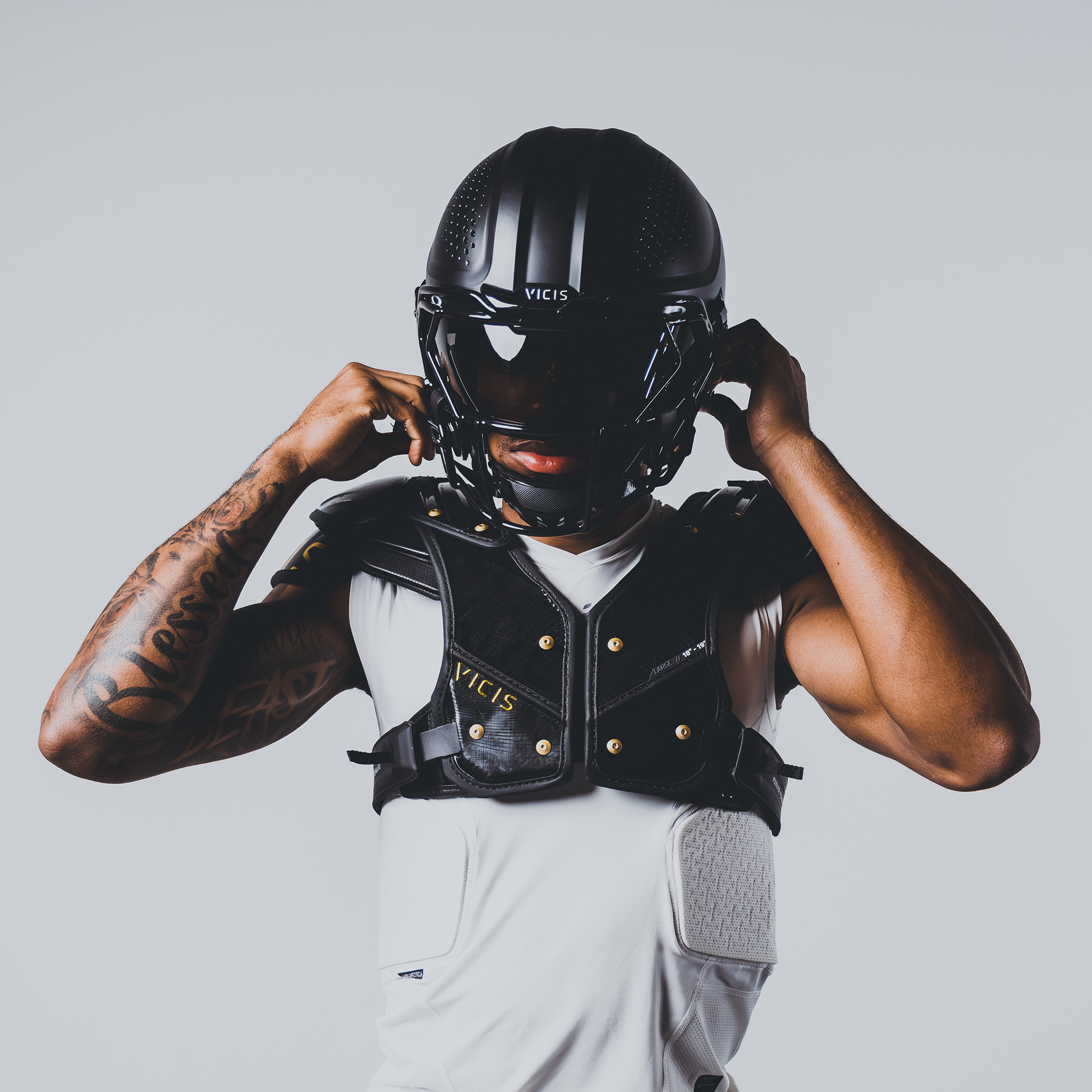 vicis-arc-v1-elite-shoulder-pads-l-all-purpose-rb-lb image 7