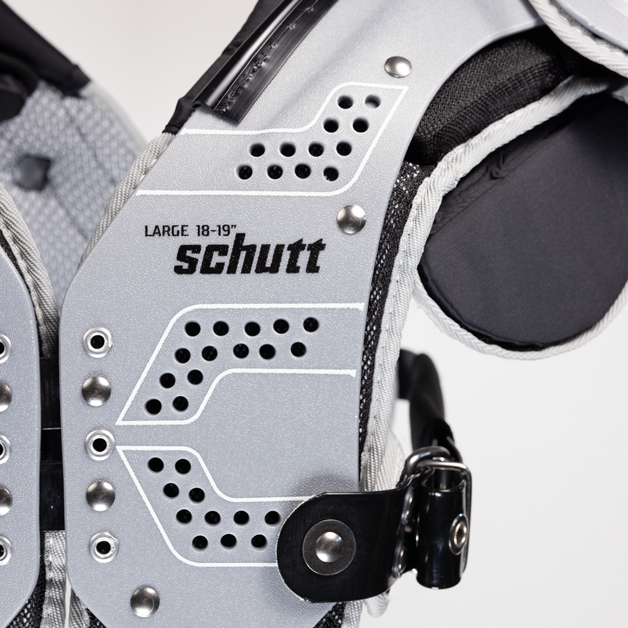 schutt-xv-flux-shoulderpads-gr-e-l-f-r-linemen image 4